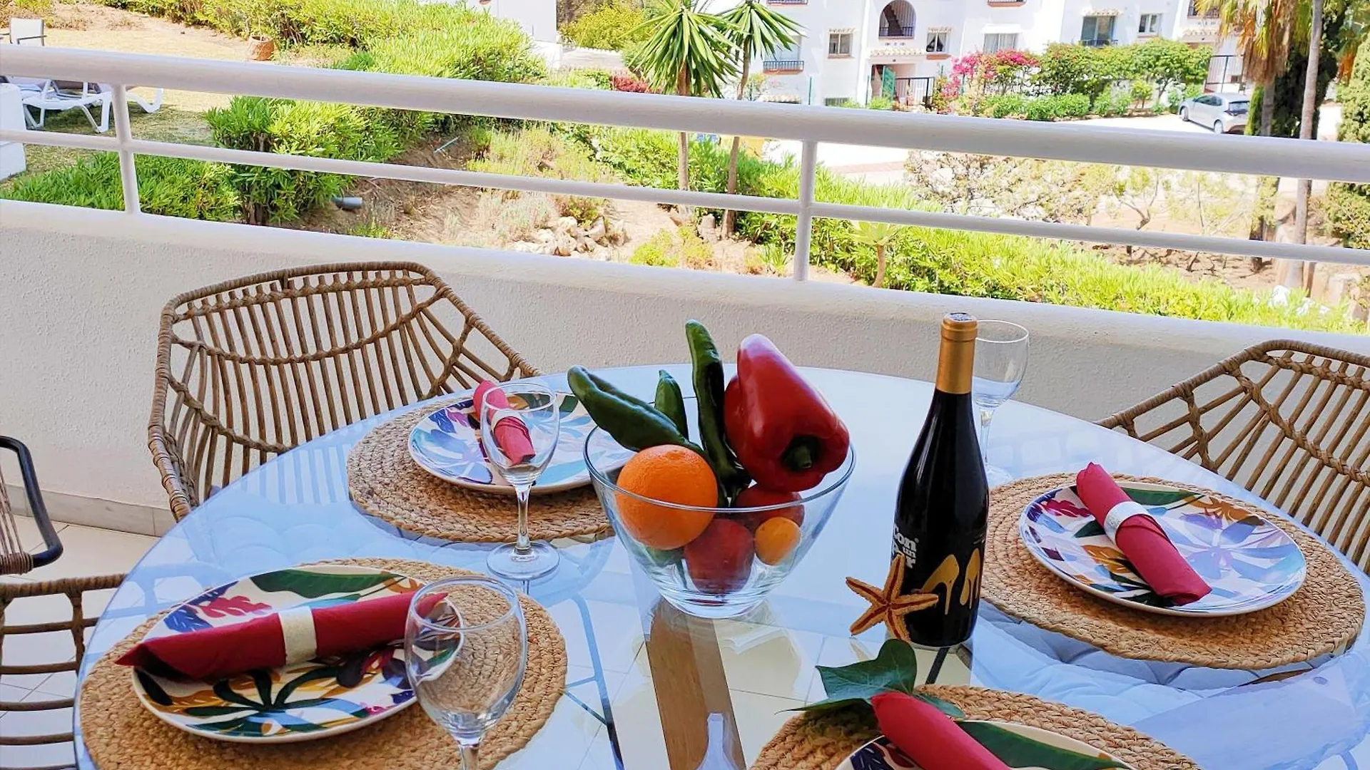 Apartment Sunny Apartament With A View To Gibraltar In Miraflores Sitio de Calahonda