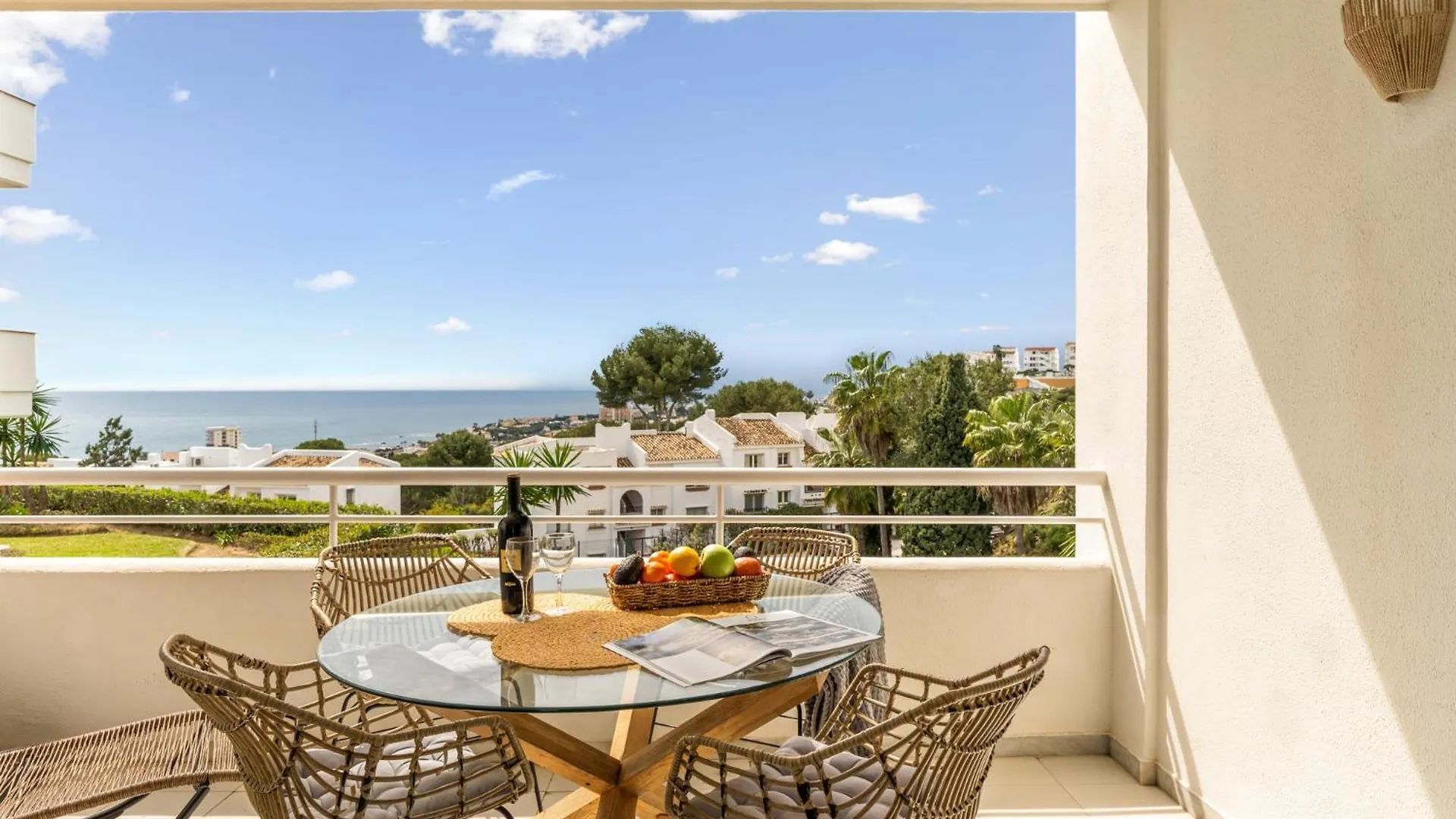Apartment Sunny Apartament With A View To Gibraltar In Miraflores Sitio de Calahonda
